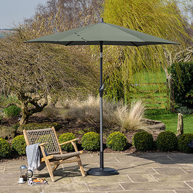 Centre Pole Parasols at JB Furniture