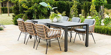 Garden Dining