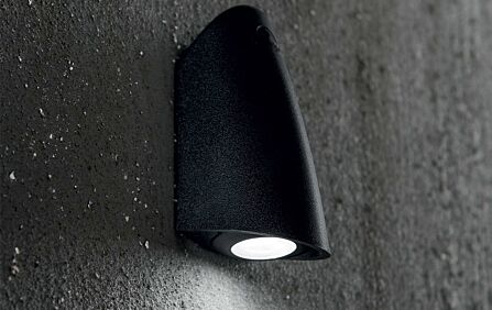 Angus AP Nero Outdoor Wall Light Angus AP Nero Outdoor Wall Light