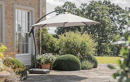 Bramblecrest Gloucester 3 Metre Round Sand Parasol - includes FREE COVER
