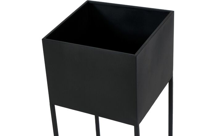 Pacific Lifestyle Graphite Metal Set of 2 Planters Pacific Lifestyle Graphite Metal Set of 2 Planters