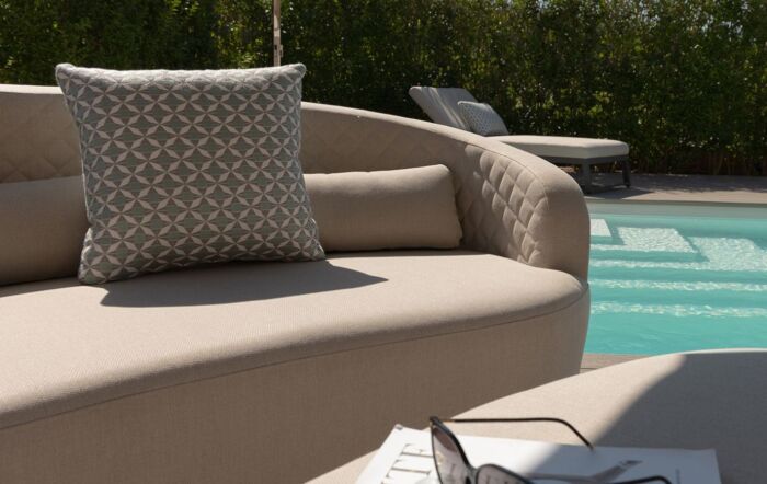 Maze Ambition Curve 3 Seater Sofa  Daybed - Oatmeal Maze Ambition Curve 3 Seater Sofa  Daybed - Oatmeal