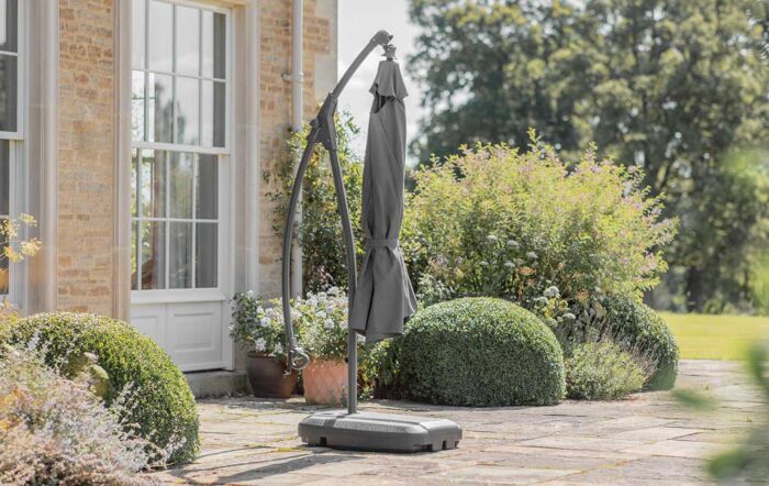 Bramblecrest Gloucester 3M Round Grey Parasol - includes FREE COVER