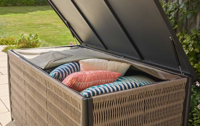 Bramblecrest Mauritius Large Garden Cushion Box with Liner