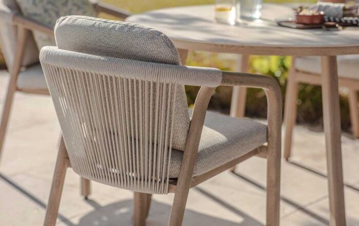 Bramblecrest Monaco 4 Seat Round Garden Dining Set with Parasol & Base - Latte