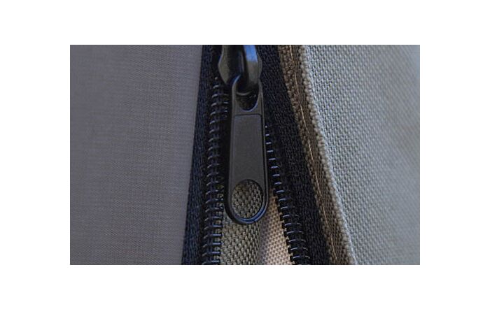 Bramblecrest Gloucester 3 Metre Round Sand Parasol - includes FREE COVER