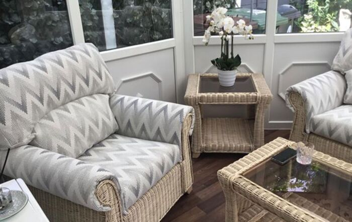 Desser Clifton Lamp Table