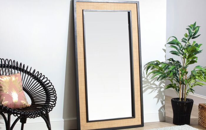 Desser Venice Black Mirror