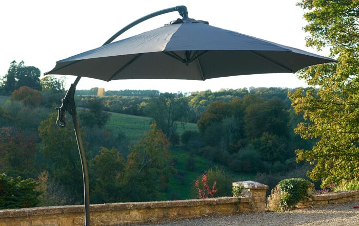 Bramblecrest Gloucester 3M Round Grey Parasol - includes FREE COVER