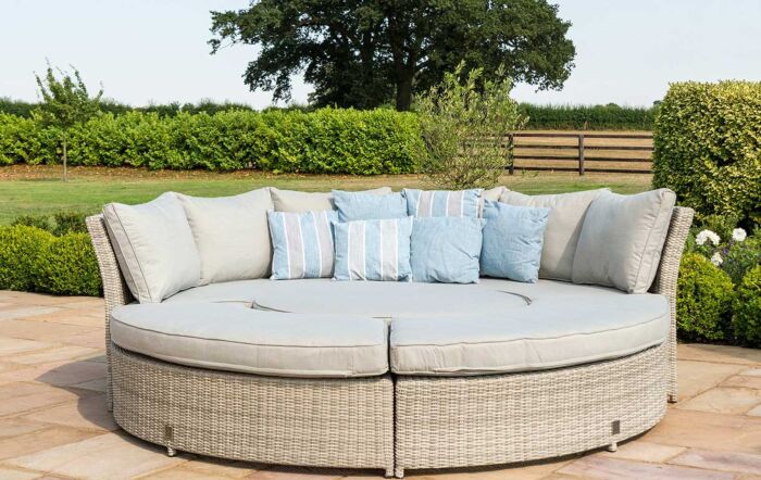 Maze Oxford Rattan Lifestyle Sofa Suite with Rising Table