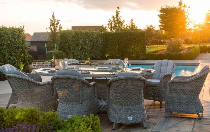 Maze Oxford 8 Seat Oval Fire Pit Dining Set with Heritage Chairs