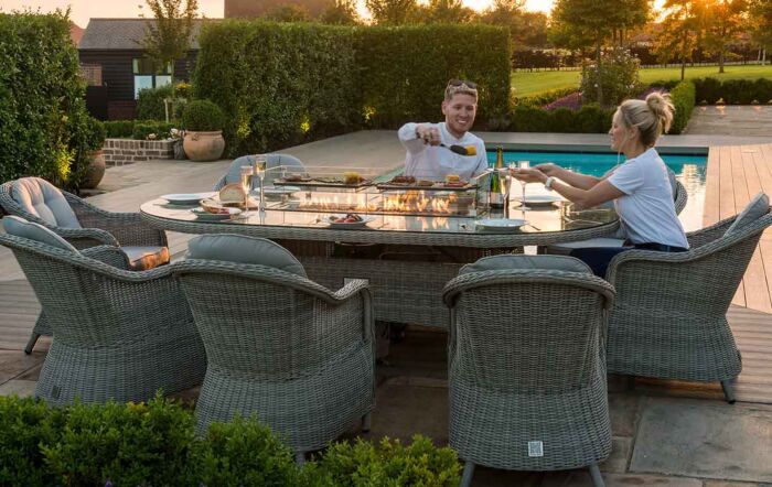 Maze Oxford 8 Seat Oval Fire Pit Dining Set with Heritage Chairs