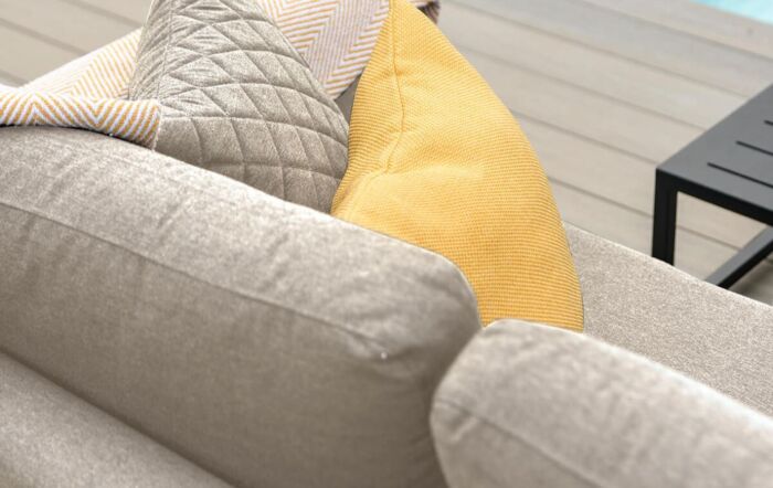 Maze Pulse Chaise Sofa Set