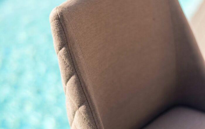 Maze Outdoor Fabric Regal 4 Seat Round Bar Set - Oatmeal