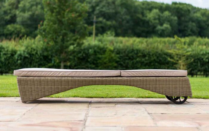 Maze Winchester Rattan Sunbed Set