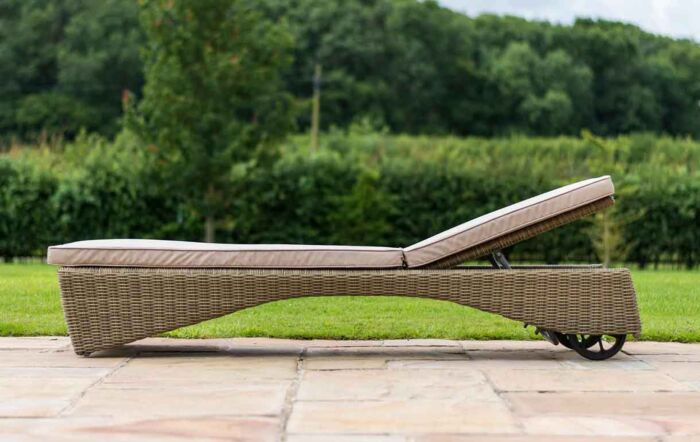 Maze Winchester Rattan Sunbed Set