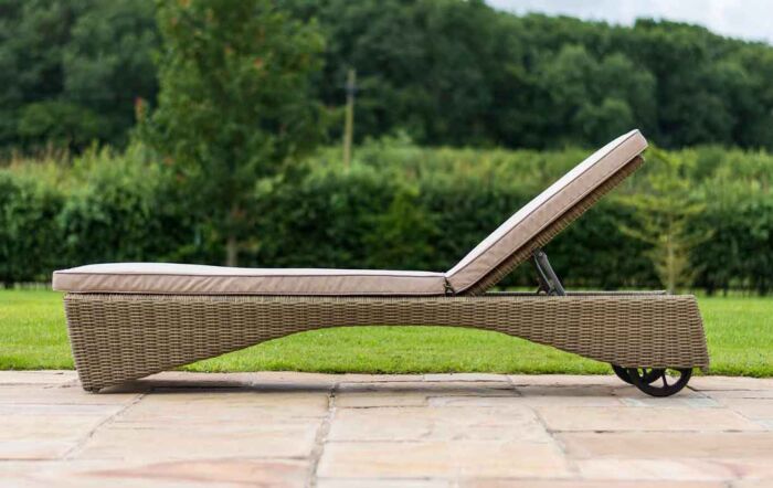 Maze Winchester Rattan Sunbed Set