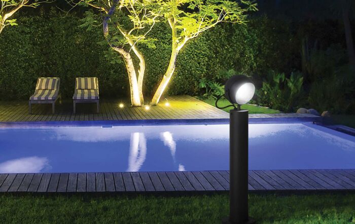 Zenith PT1 Medium Outdoor Floor Lamp