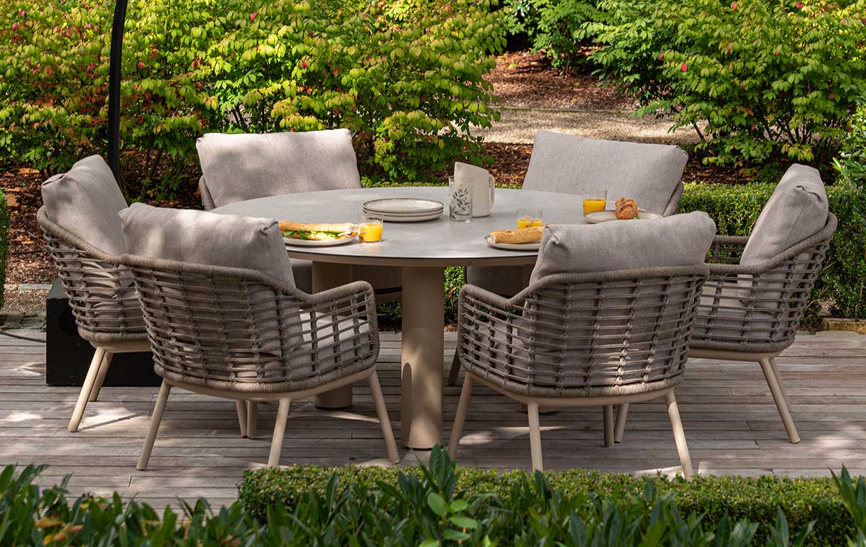 Low round dining set with rope chairs