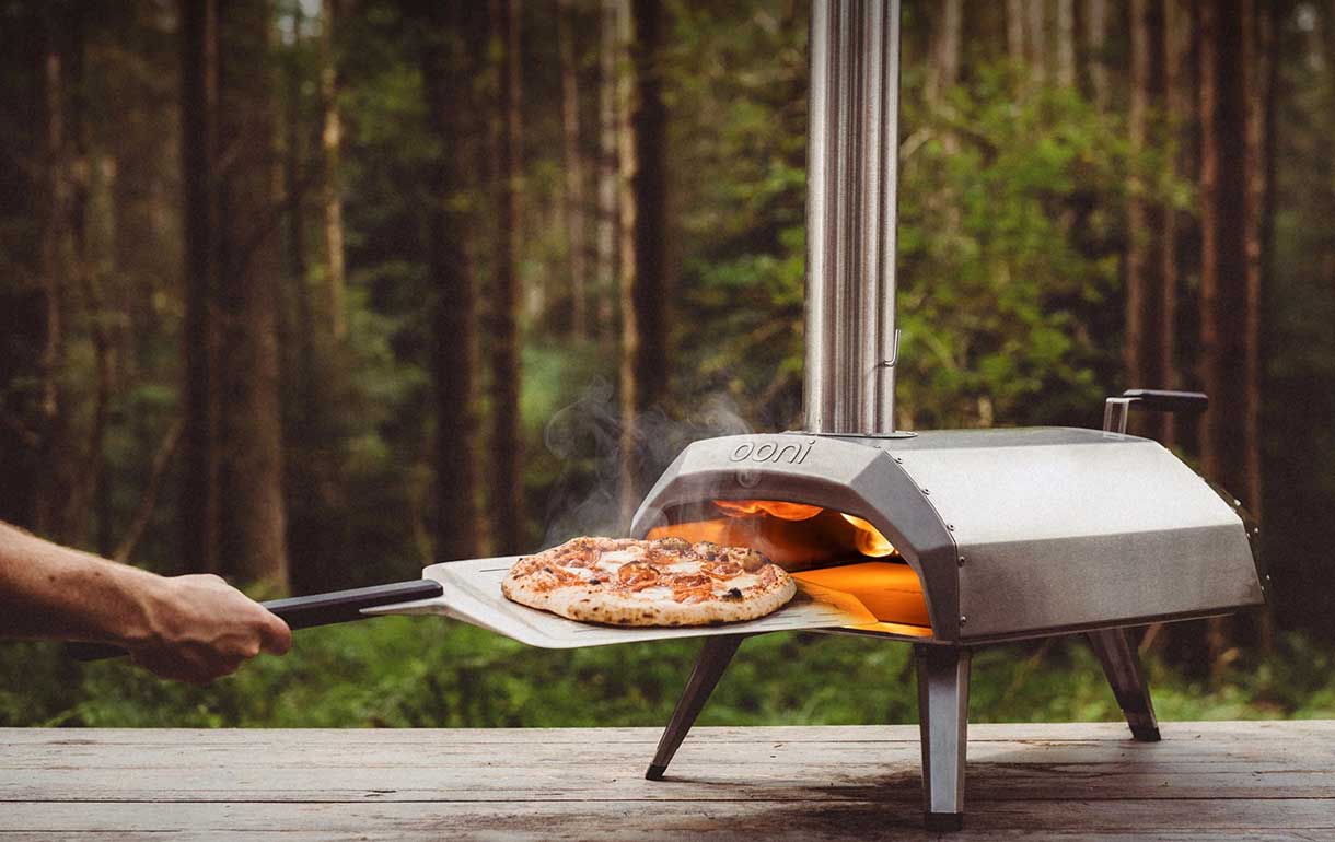 Ooni Karu pizza oven