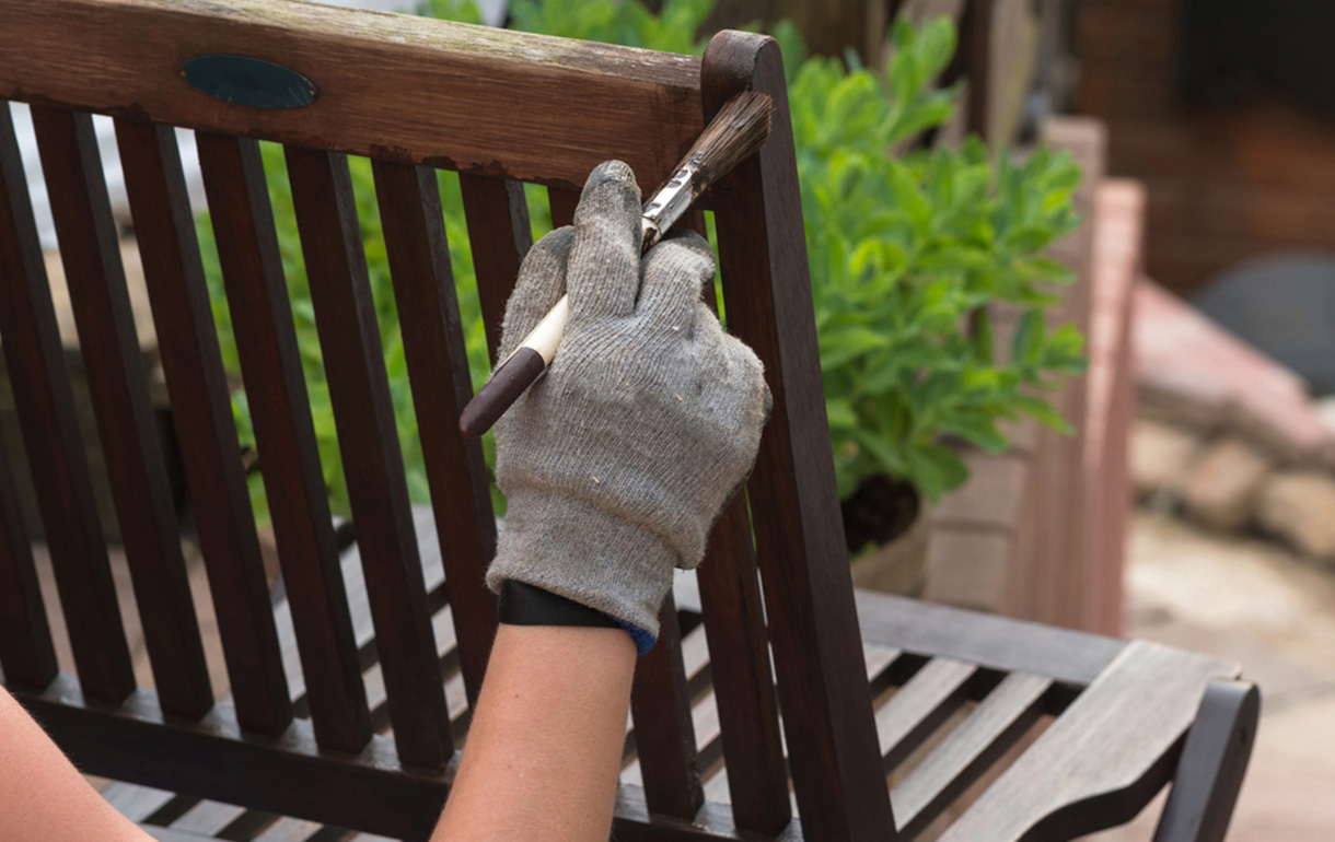 Painting wooden furniture