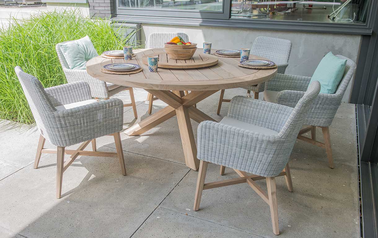 Wooden Garden Dining Furniture